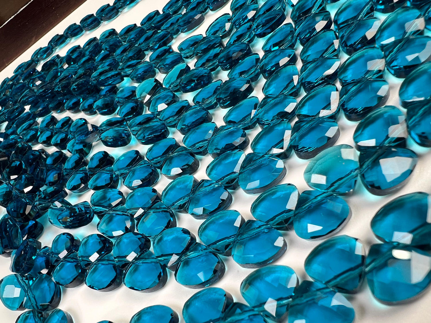 London Blue Quartz heart shape drop 14mm Faceted Diamond Cut drop Beads, beautiful Blue color heart drops for jewelry making. 6” st 20 pcs