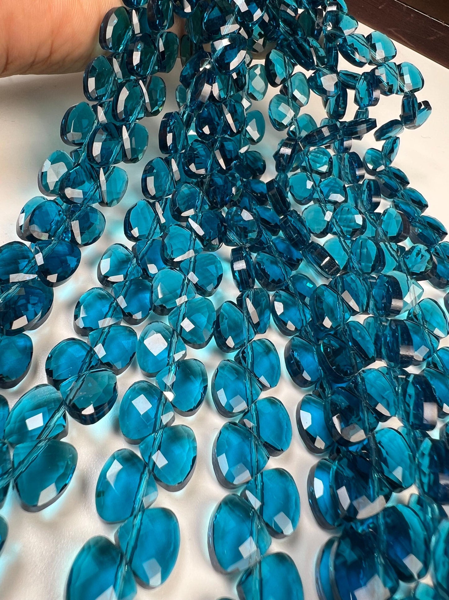 London Blue Quartz heart shape drop 14mm Faceted Diamond Cut drop Beads, beautiful Blue color heart drops for jewelry making. 6” st 20 pcs