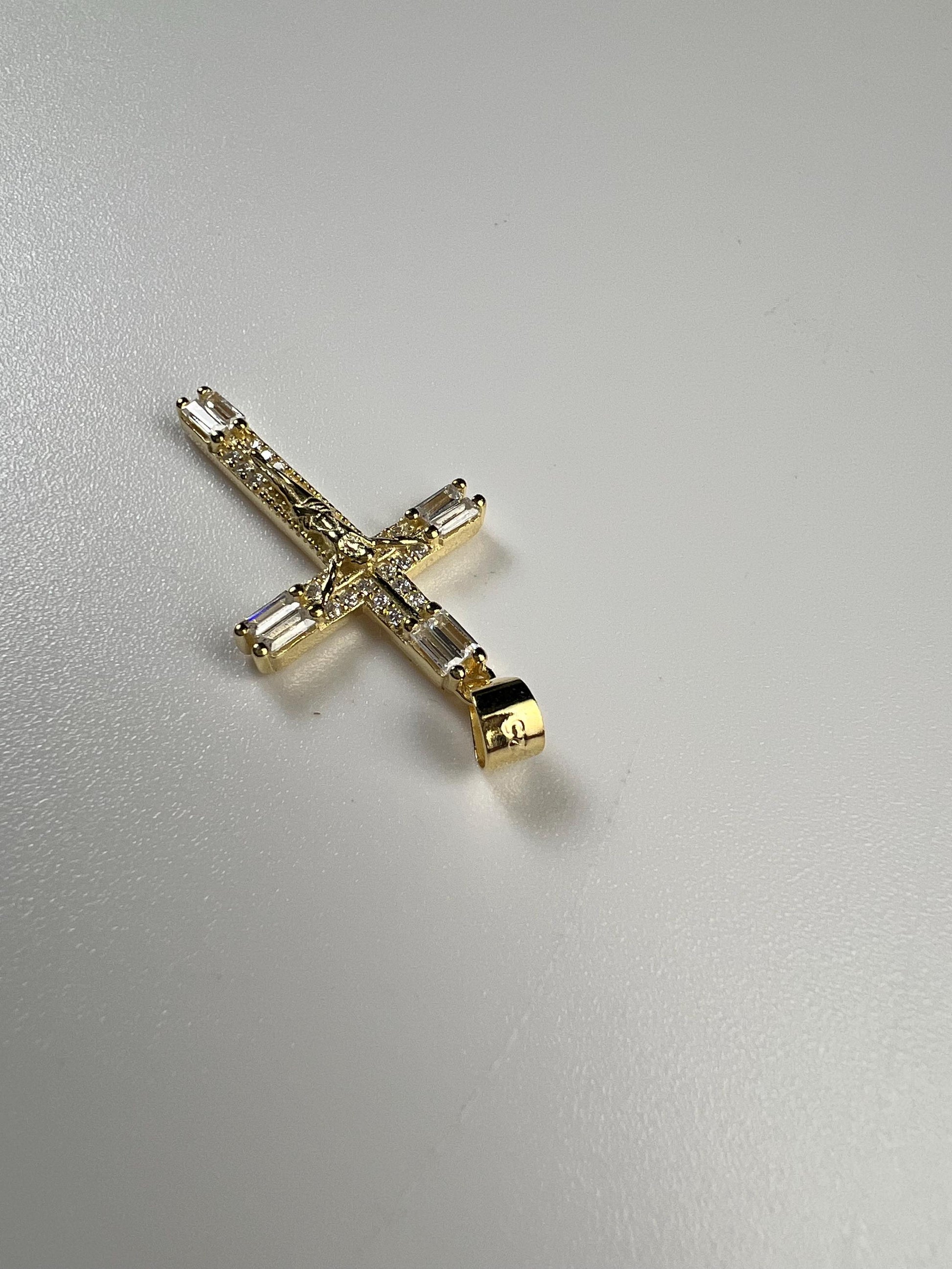 18k Gold Vermeil and 925 Sterling Silver CZ Diamonnd baguette setting Cross Pendant Necklace 925 stamped