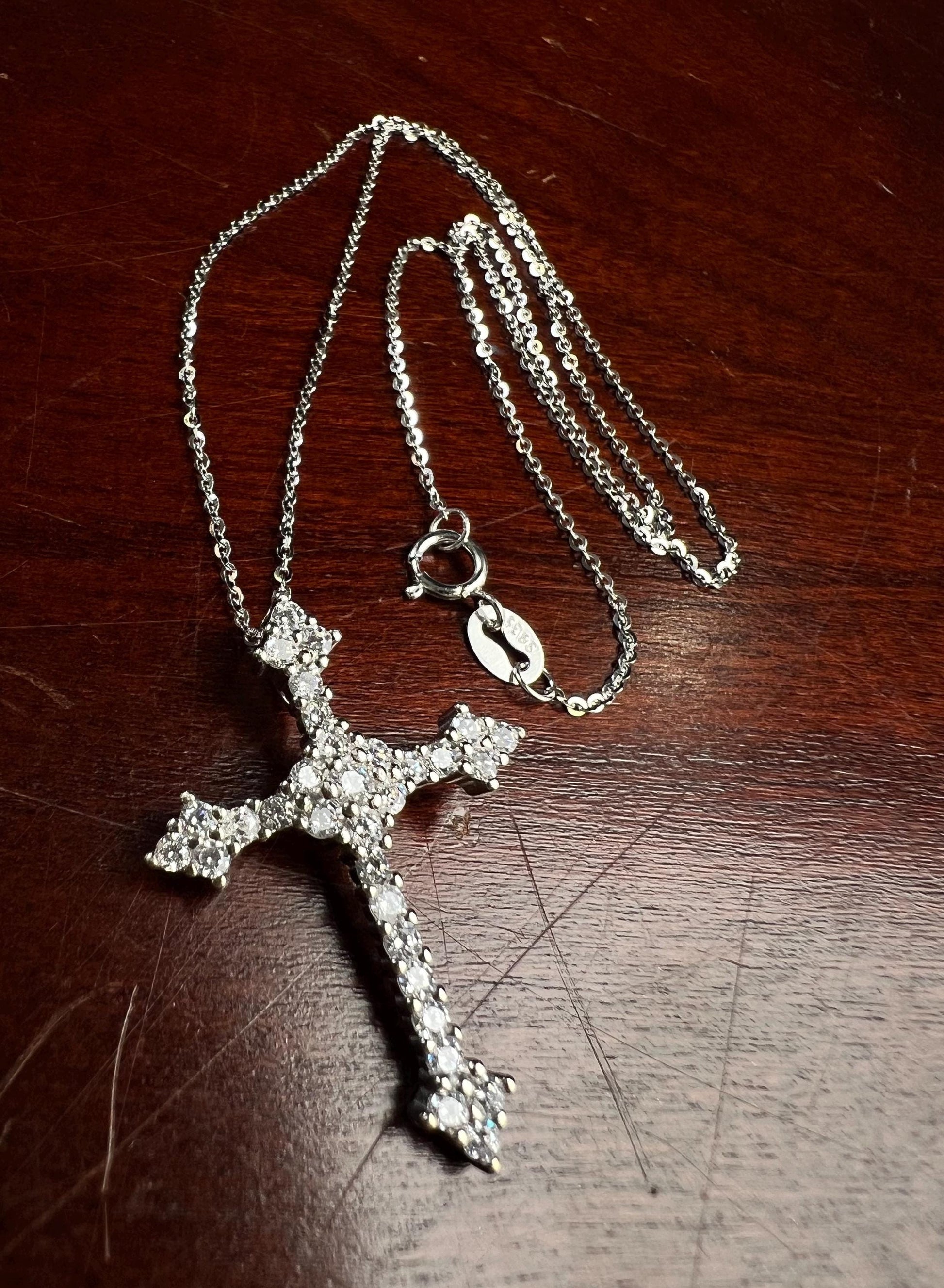 925 Sterling Silver CZ. Diamond setting Cross Pendant Necklace 925 stamped