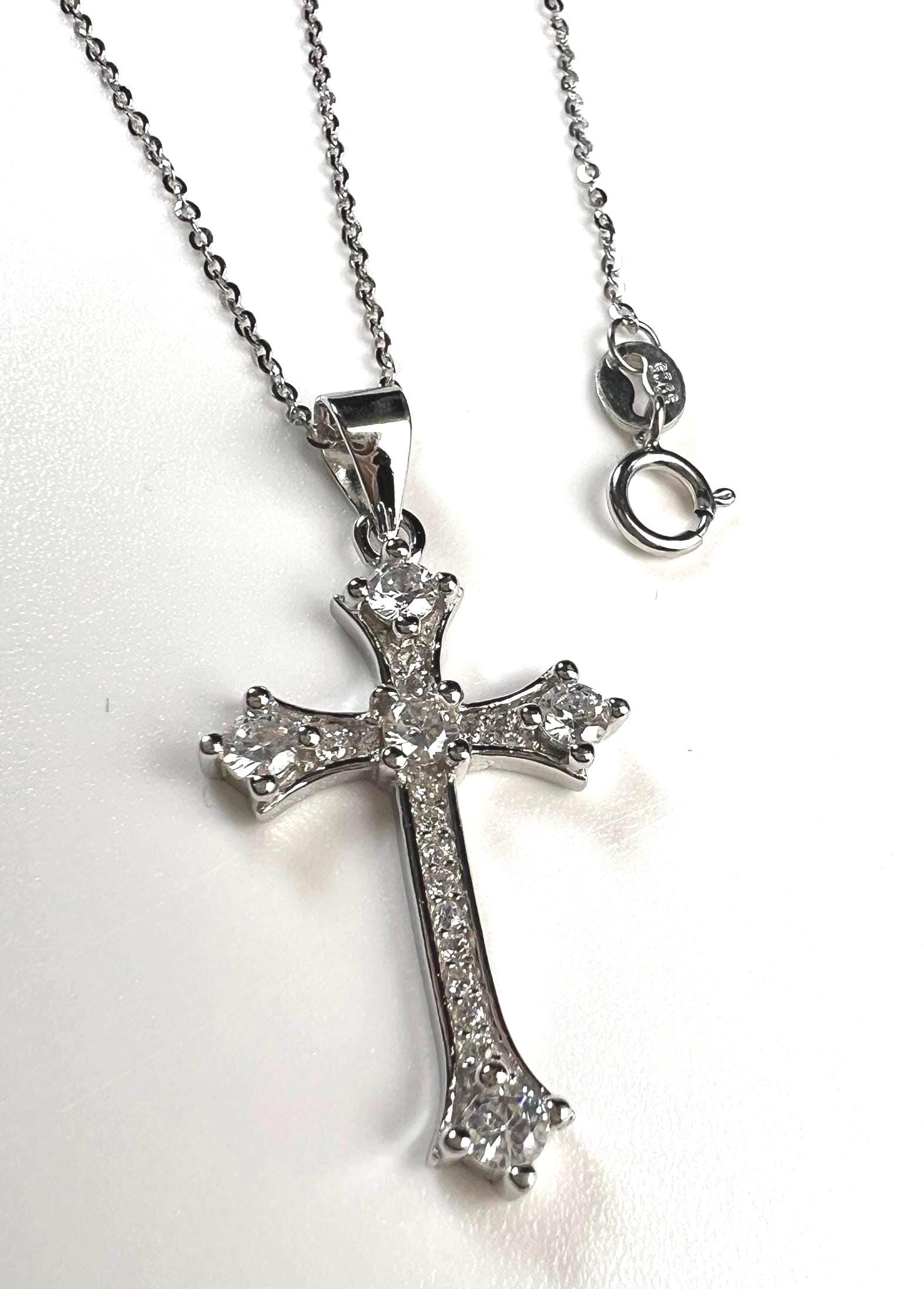 925 Sterling Silver CZ. Diamond setting Cross Pendant Necklace 925 stamped