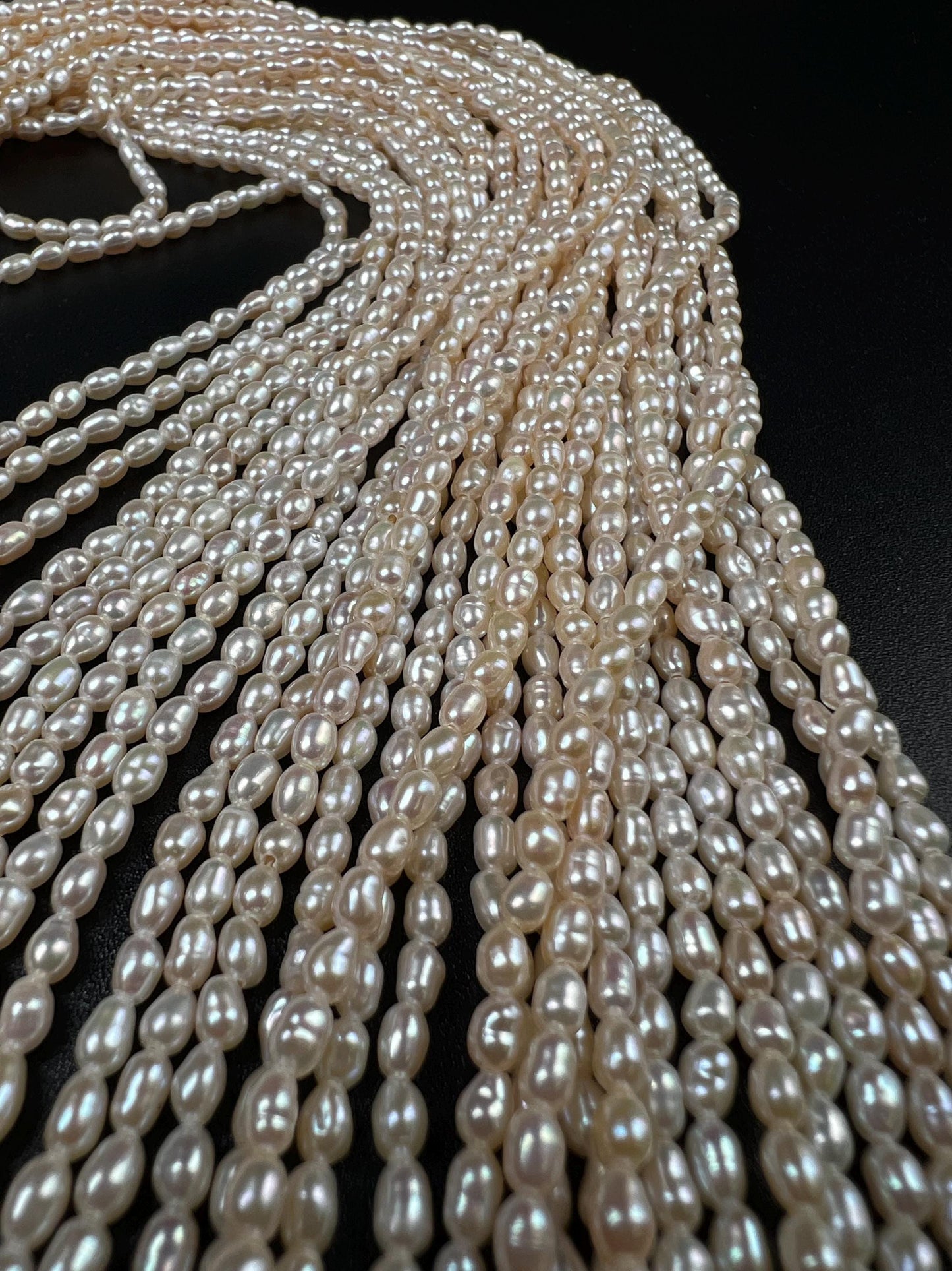 Natural Freshwater pearl Ivory white Rice oval AAA quality pearl cream color 3-4mm tiny pearl 14” full strand