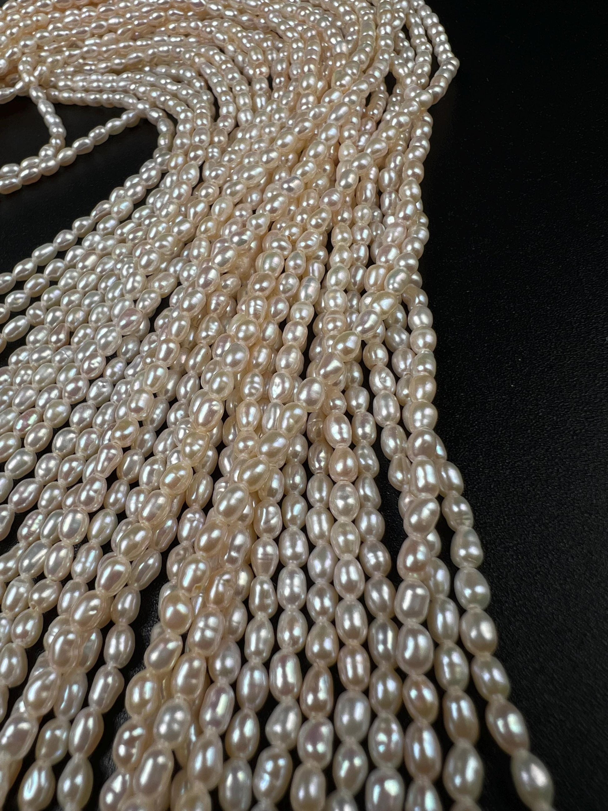 Natural Freshwater pearl Ivory white Rice oval AAA quality pearl cream color 3-4mm tiny pearl 14” full strand