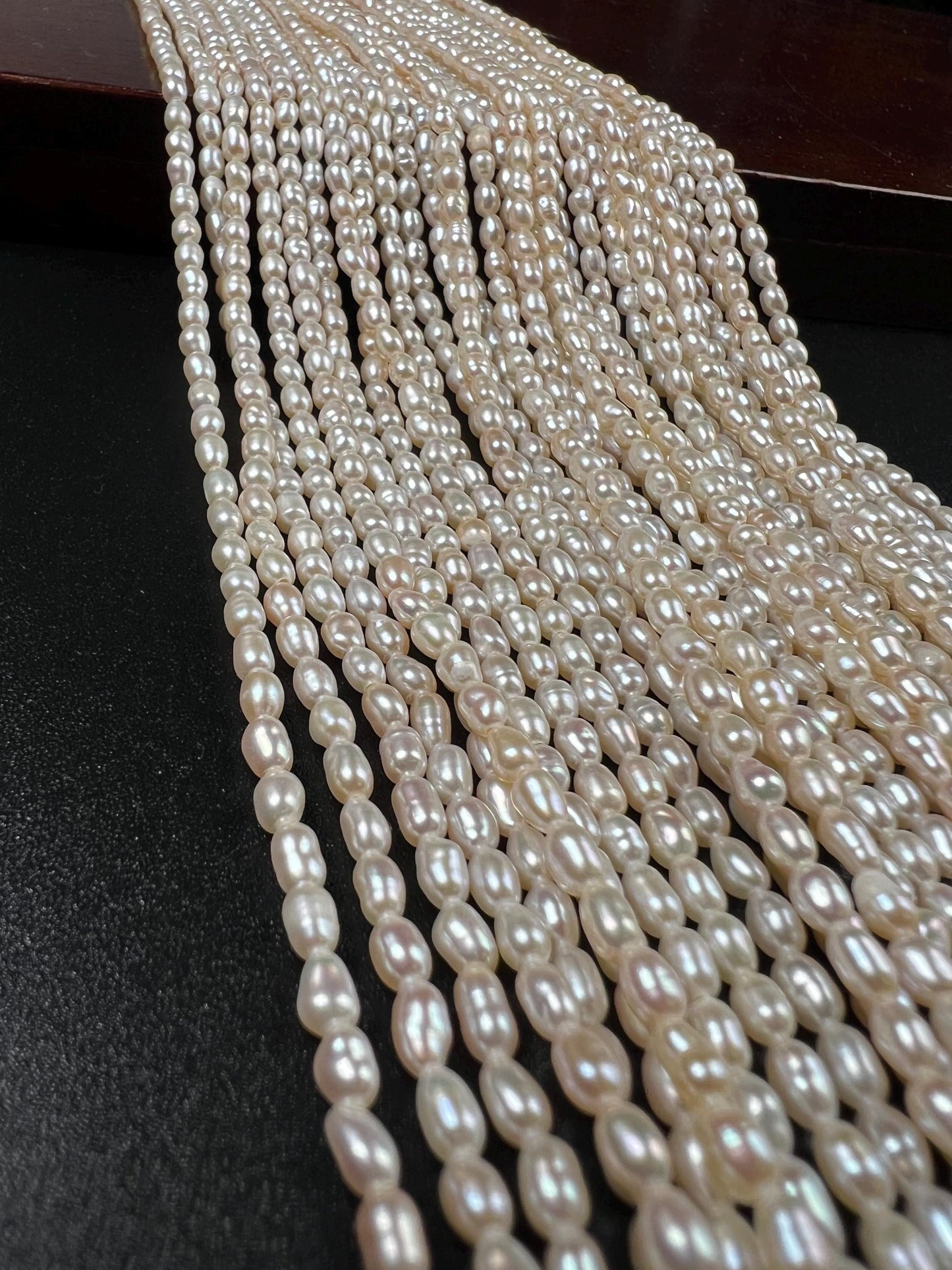 Natural Freshwater pearl Ivory white Rice oval AAA quality pearl cream color 3-4mm tiny pearl 14” full strand