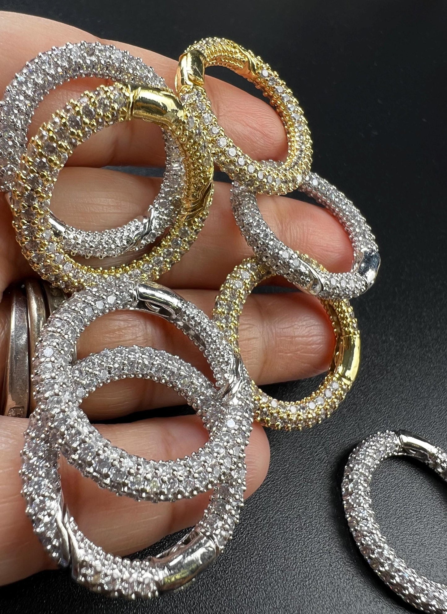 Cubic Zirconia CZ Diamond Micro Pave Push In Carabiner Circle Clasp double sided Diamond setting Jewelry making fancy clasp 1pc 17mm circle