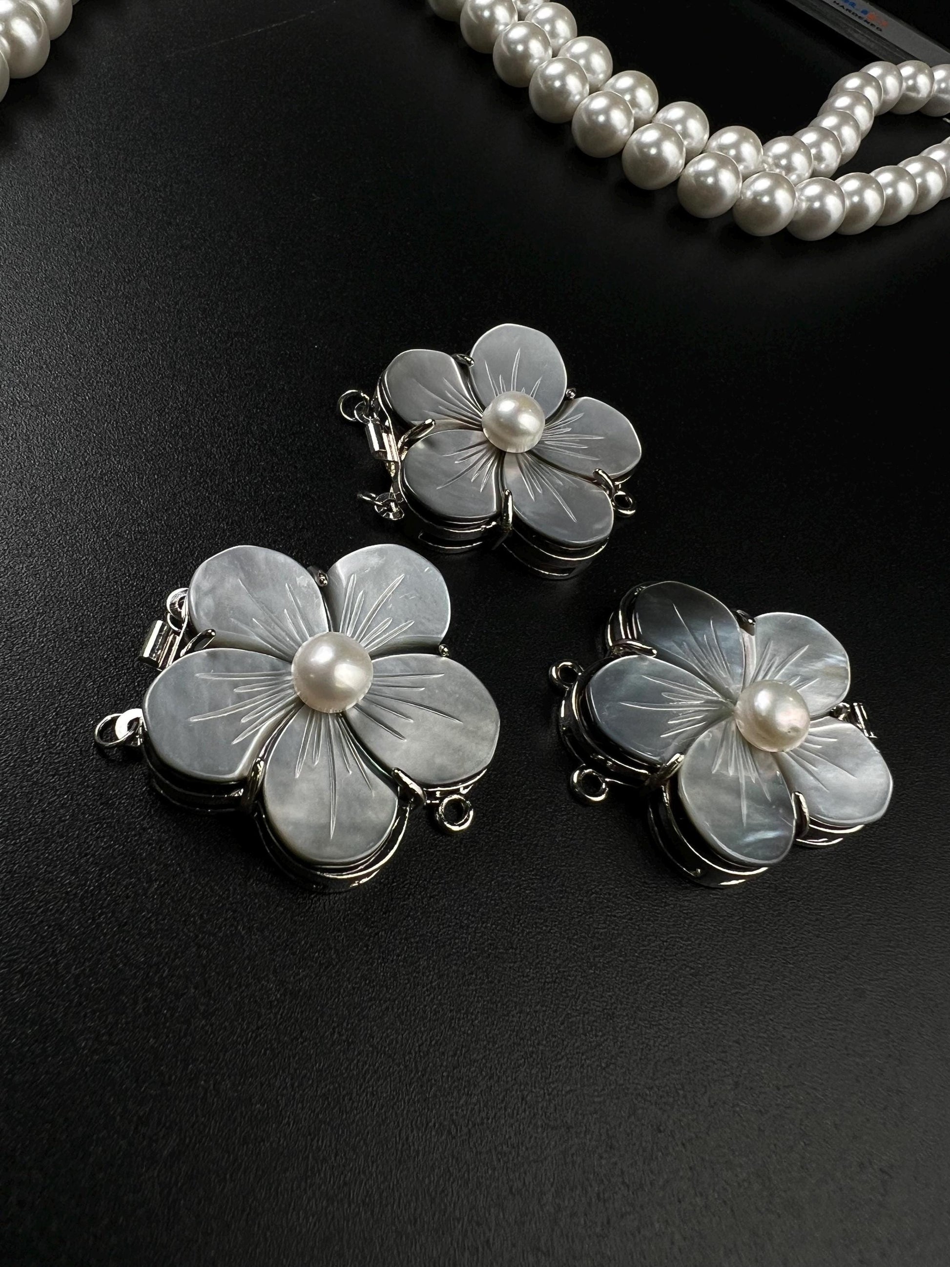 Natural Mother of pearl Black lip 33mm 2 line Fancy Daisy flower pearl clasp Jewelry Making Rhodium push open use for 2 or 4 line necklace
