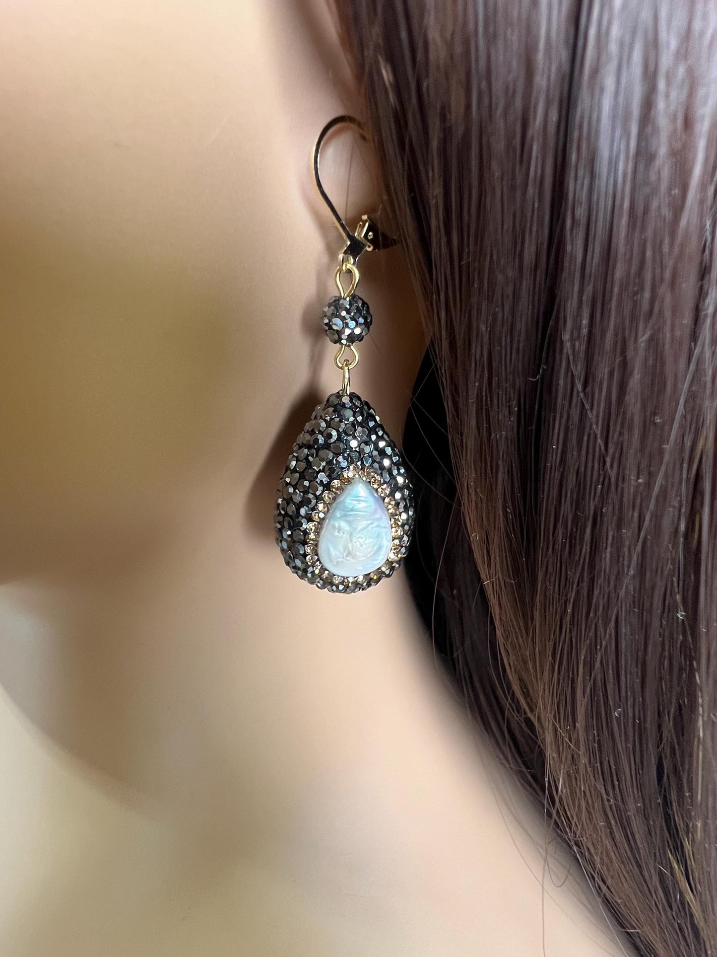 Freshwater coin pearl setting Pave crystal Puff oval drop 20x29mm dangling gold earring. Large and light wt beautiful earrings
