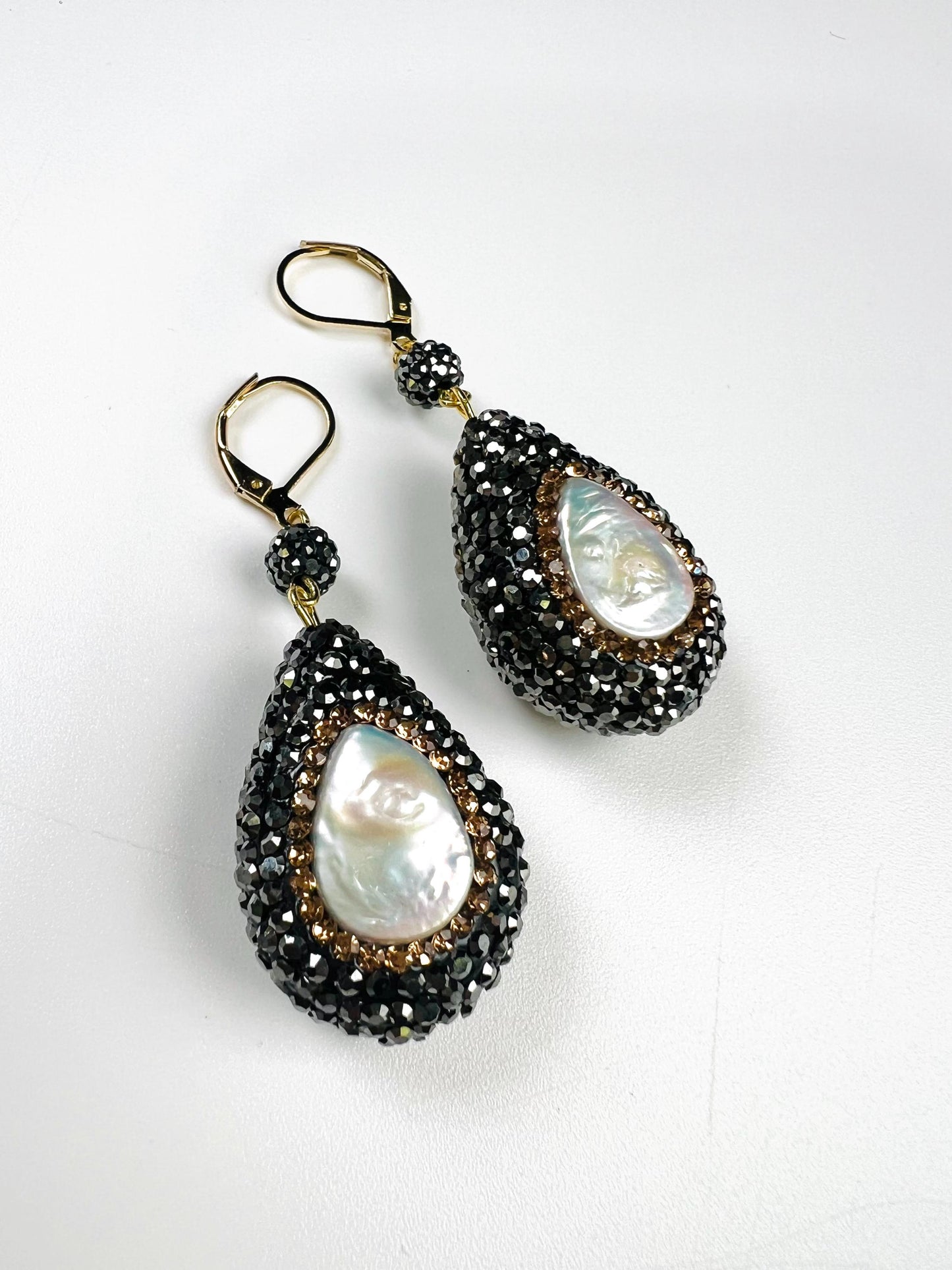 Freshwater coin pearl setting Pave crystal Puff oval drop 20x29mm dangling gold earring. Large and light wt beautiful earrings