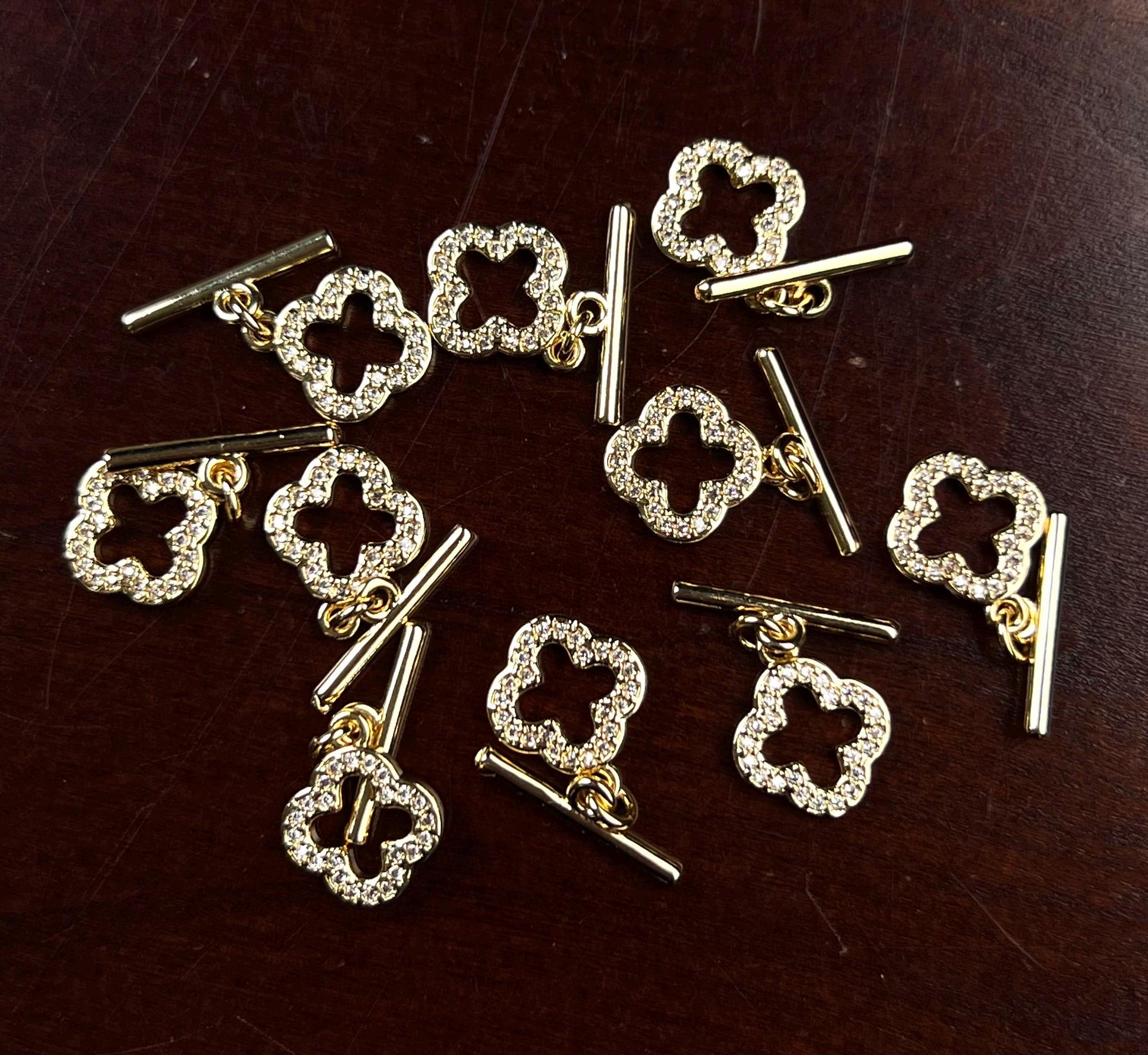 18k gold vermeil cubic zirconia CZ diamonds setting Fancy flower toggle clasp elegant jewelry making clasp