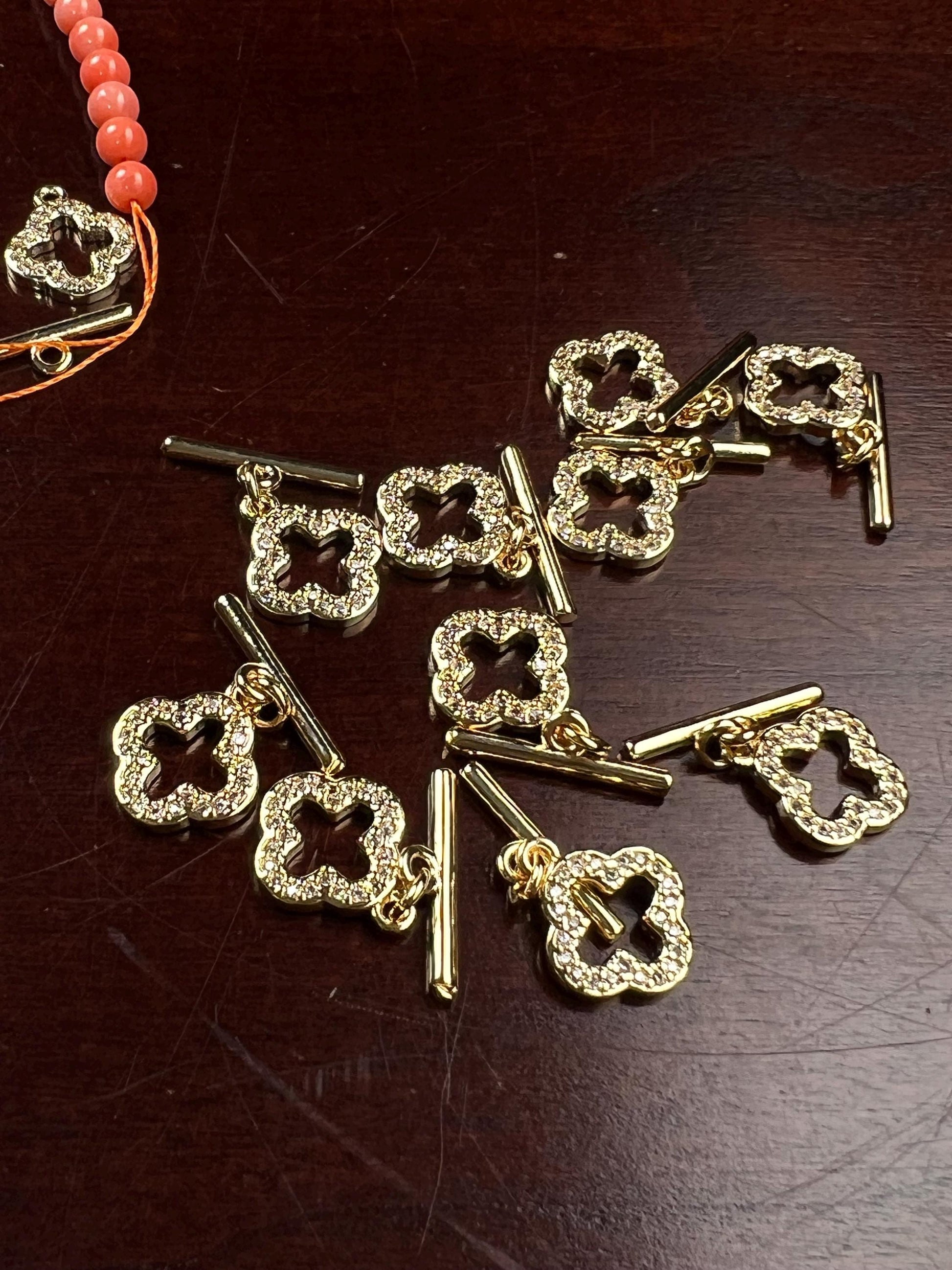18k gold vermeil cubic zirconia CZ diamonds setting Fancy flower toggle clasp elegant jewelry making clasp