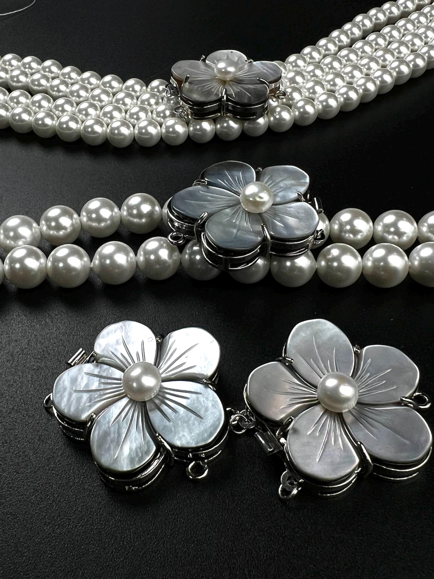 Natural Mother of pearl black lip 2 line Fancy Daisy flower pearl clasp Jewelry Making Rhodium silver push open use for 2 or 4 line necklace