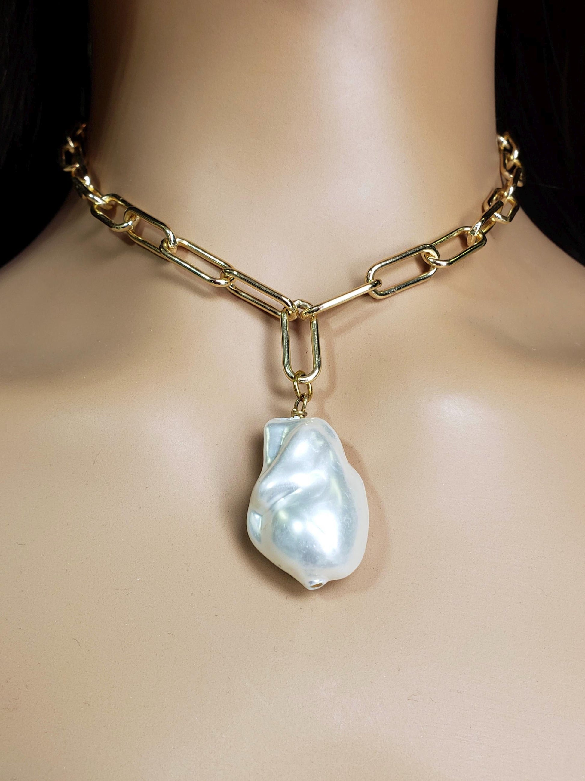 18k Gold Paper clip chain large size 7x17mm chain with huge Baroque pearl 20x30mm pendant gold necklace Resistance and Unity