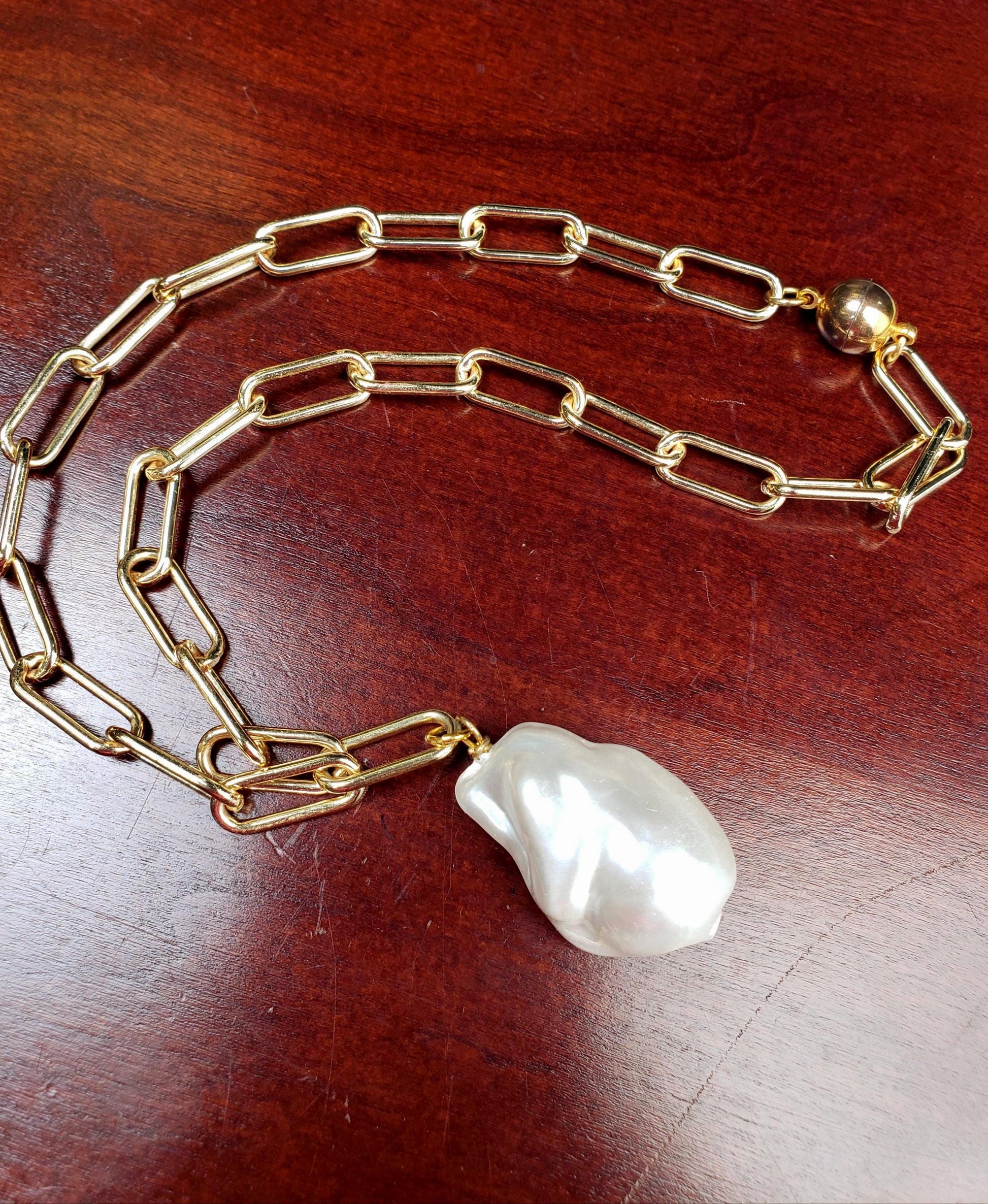 18k Gold Paper clip chain large size 7x17mm chain with huge Baroque pearl 20x30mm pendant gold necklace Resistance and Unity