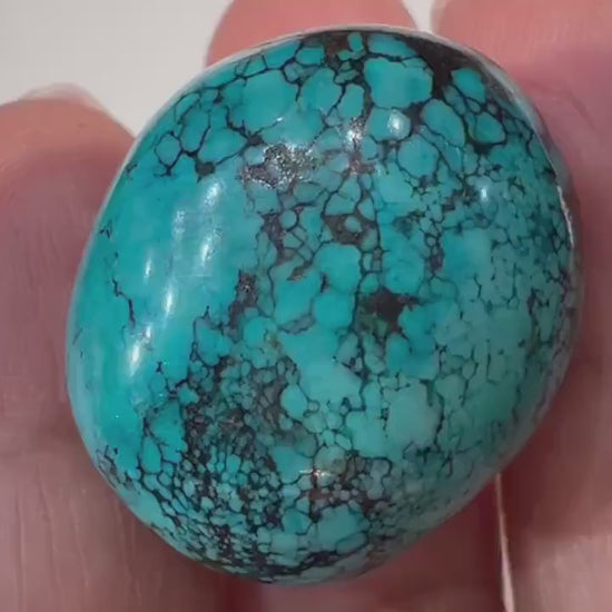 Genuine Turquoise Pebble, AAA Tibetian Spiderweb Turquoise pebble 18x25mm,for jewelry Focal, pendant, palm stone or collection healing gem