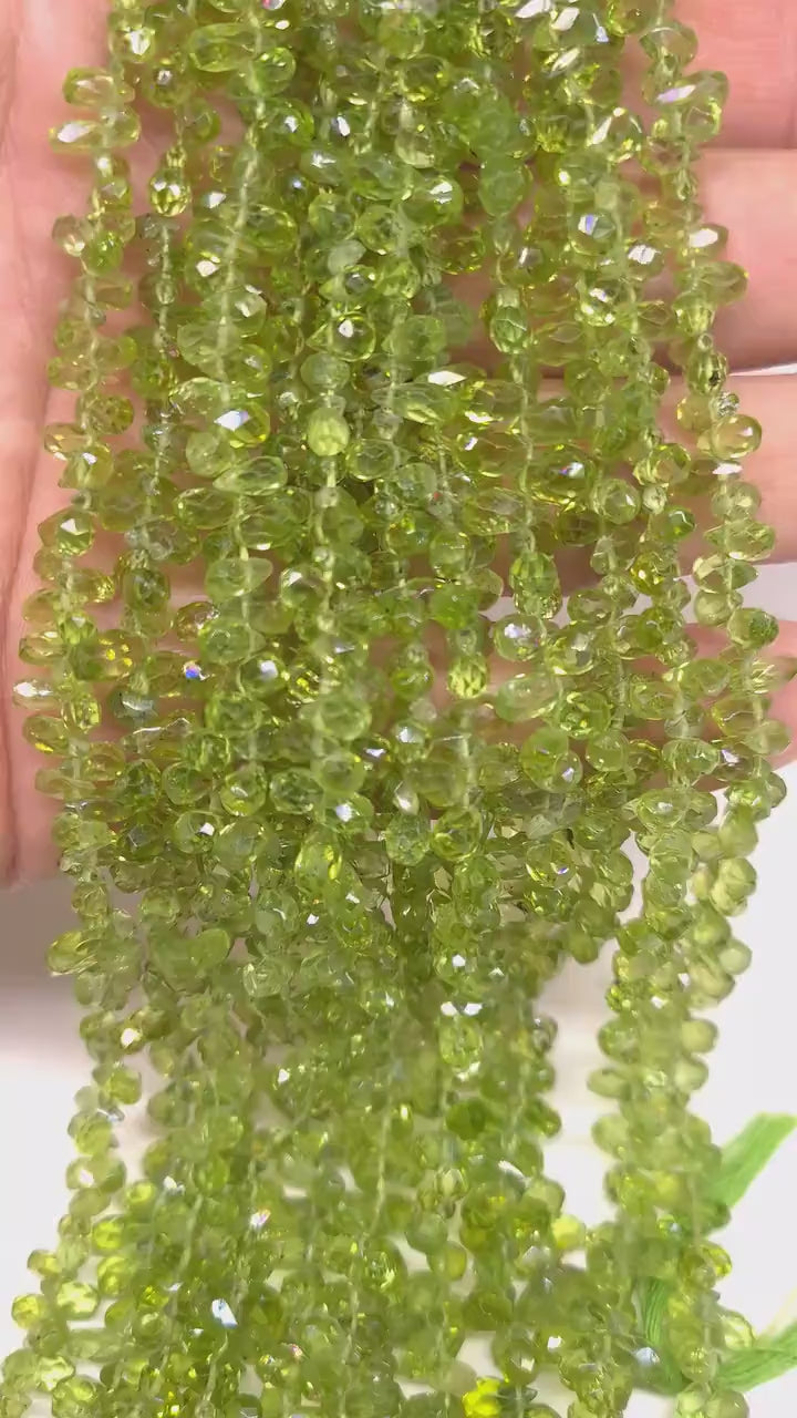 Peridot Faceted drop, AAA Natural Peridot Faceted Briolette Teardrop 4x5-7x8.5mm Gemstone Beads 10,20,30 pcs jewelry making drop