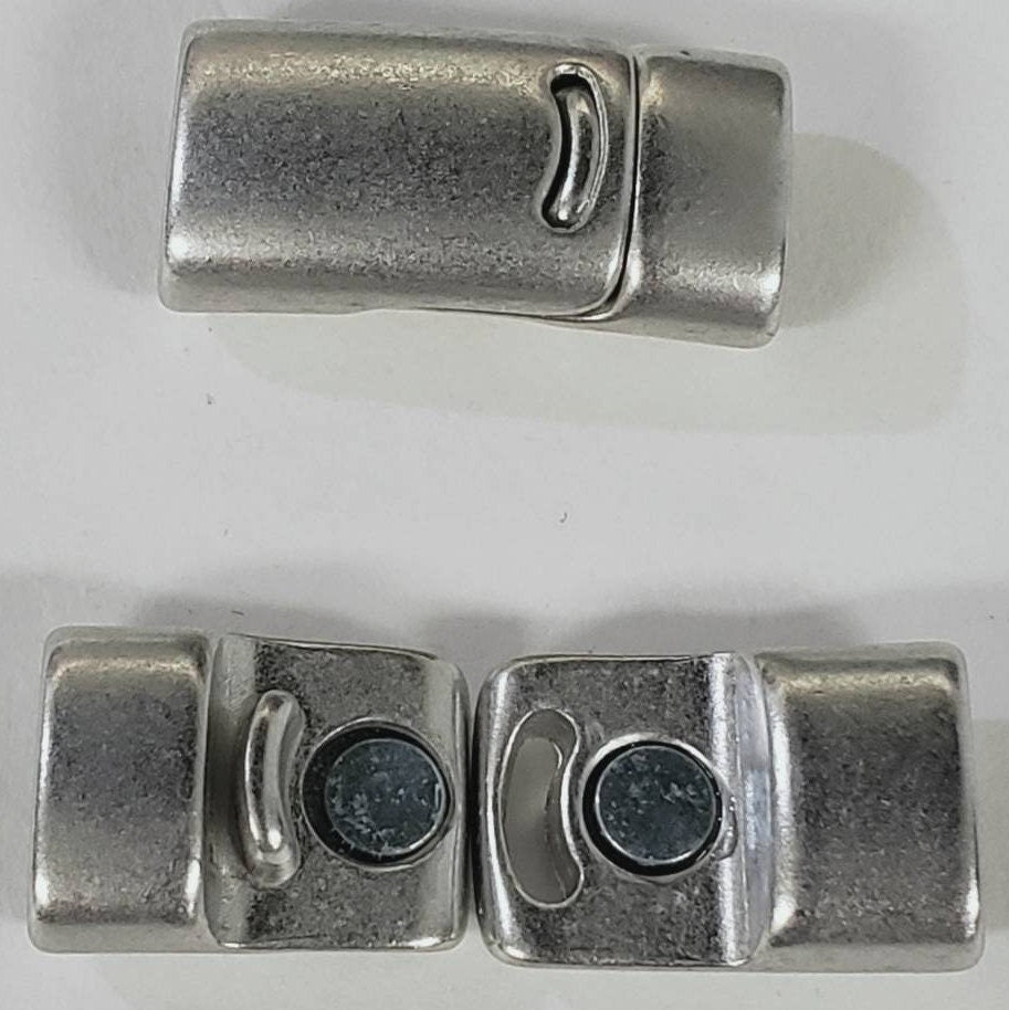 Silver Matte Finish Magnetic Clasp for Glue on Flat Leather Bracelet, 1 set Licorice Leather Bracelet Magnet lock. 12x25x7mm. 1 Set