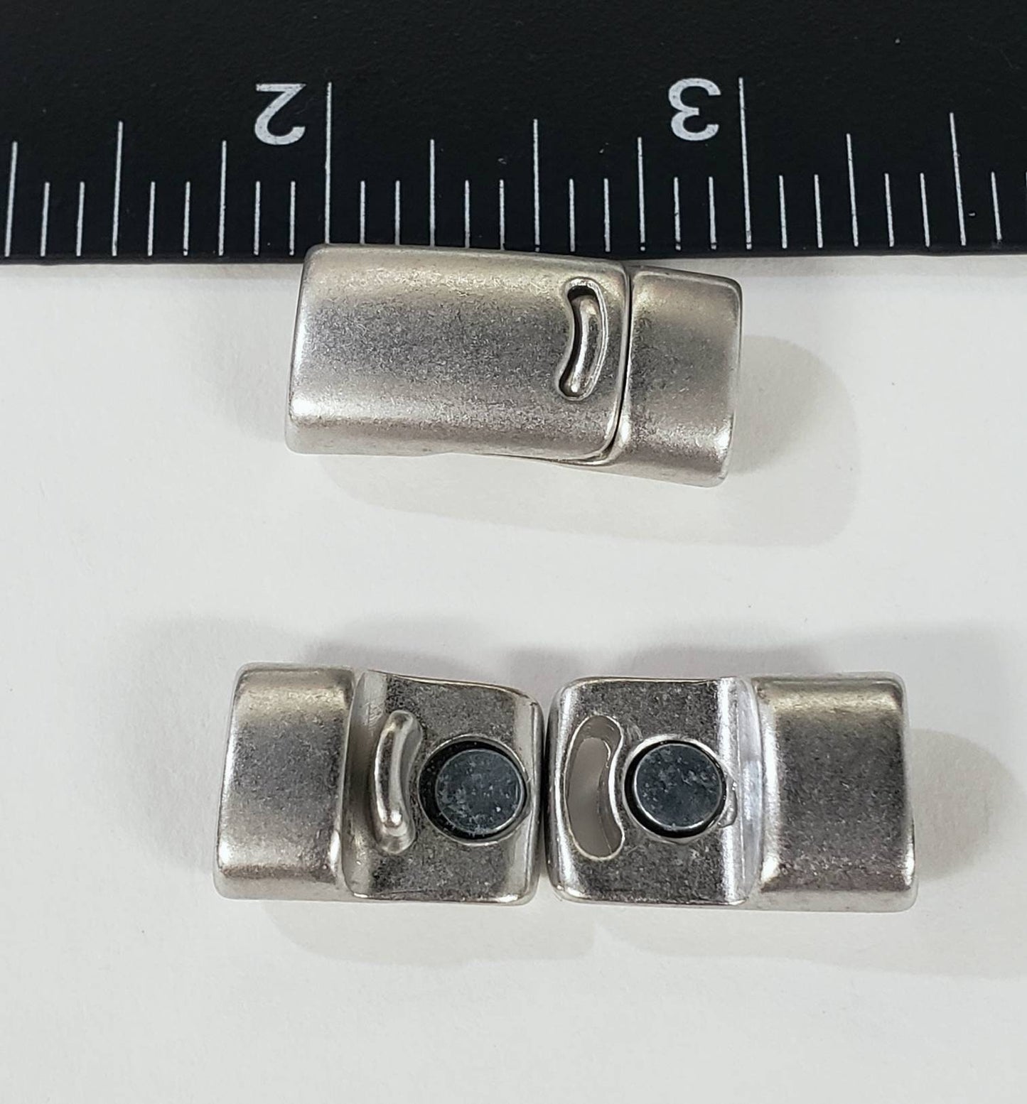 Silver Matte Finish Magnetic Clasp for Glue on Flat Leather Bracelet, 1 set Licorice Leather Bracelet Magnet lock. 12x25x7mm. 1 Set