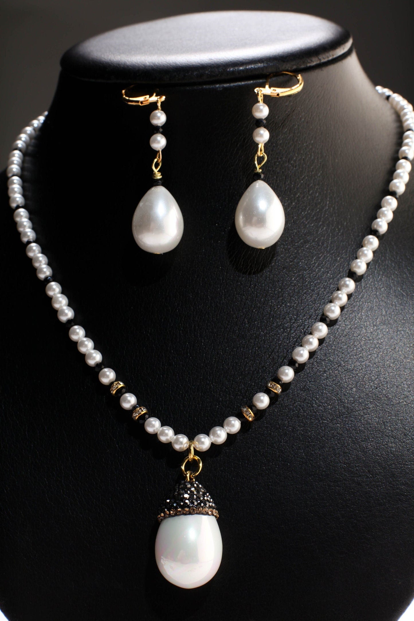 South Sea Shell Pearl Bridal Necklace, Tear Drop Pave Crystal Bead Cap Dangling Earrings Sets, Black Spinel Spacers, Gold Clasp Jewelry Set